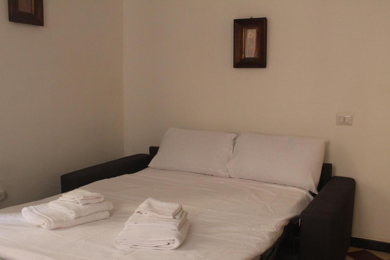 Suite Al Castello Sassari Exteriör bild