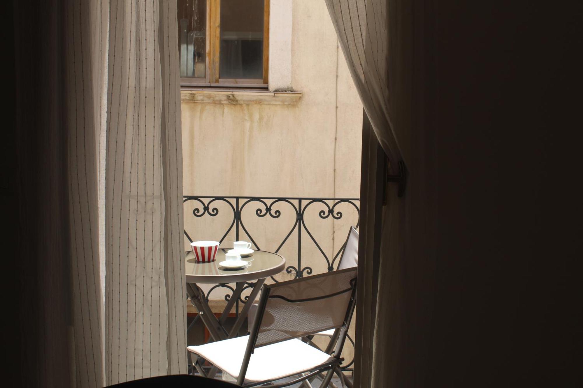 Suite Al Castello Sassari Exteriör bild